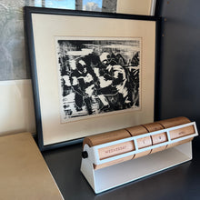 Load image into Gallery viewer, Two figures