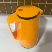 Load image into Gallery viewer, Rotpunkt Thermos
